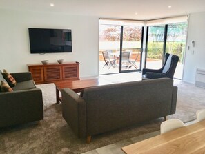 Living area - Rusted Charm (Wanaka)