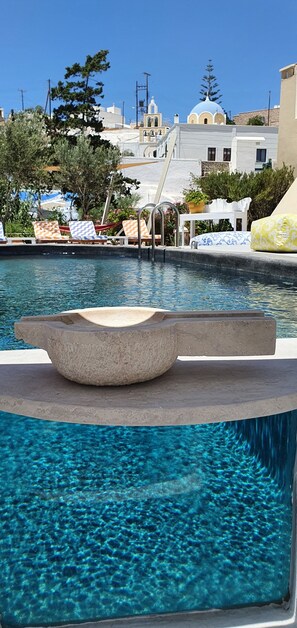 Piscine extérieure (ouverte en saison)