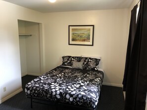 4 camere, ferro/asse da stiro, Wi-Fi, lenzuola