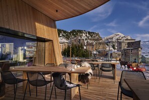 Lunch and dinner served - Hôtel Mil8 (Morzine)