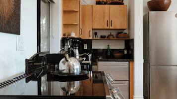 Luxury Apartment, 2 Bedrooms, Garden View | Private kitchen | Coffee/tea maker