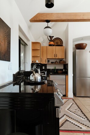 Luxury Apartment, 2 Bedrooms, Garden View | Private kitchen | Coffee/tea maker - Inn Paradiso (Paso Robles)