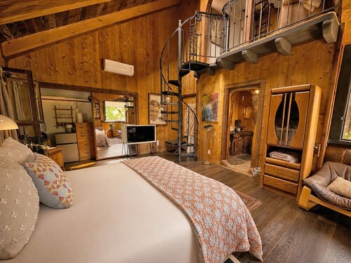 Inn Paradiso