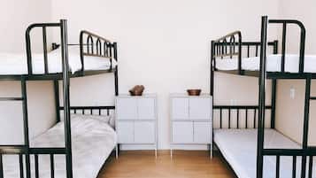 Free WiFi, bed sheets