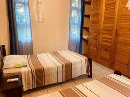 Classic Apartment, 2 Bedrooms | Premium bedding, memory foam beds, in-room safe, individually decorated