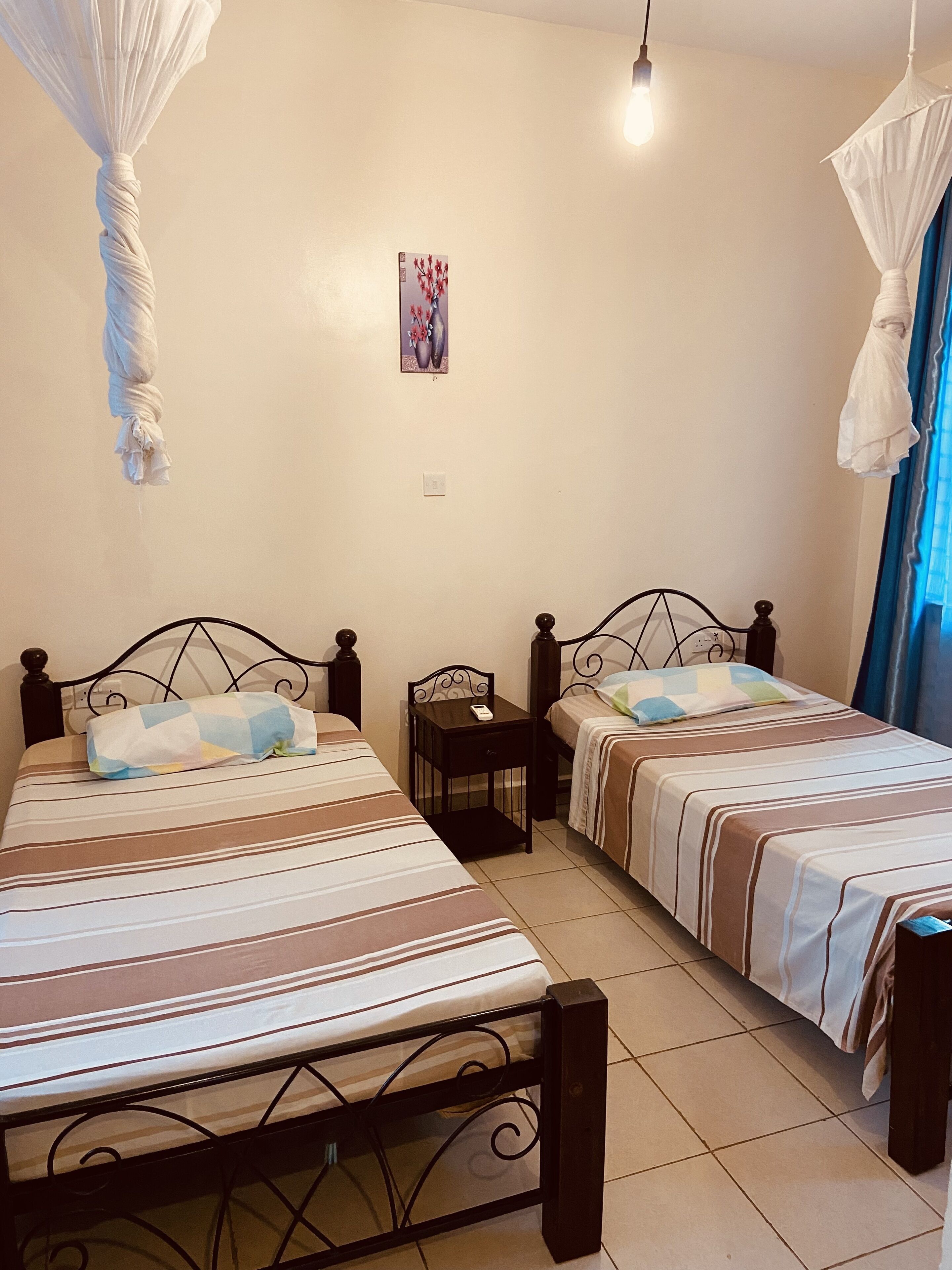 Leilighet – classic, 2 soverom | Sengetøy av topp kvalitet, memory foam-senger og safe på rommet