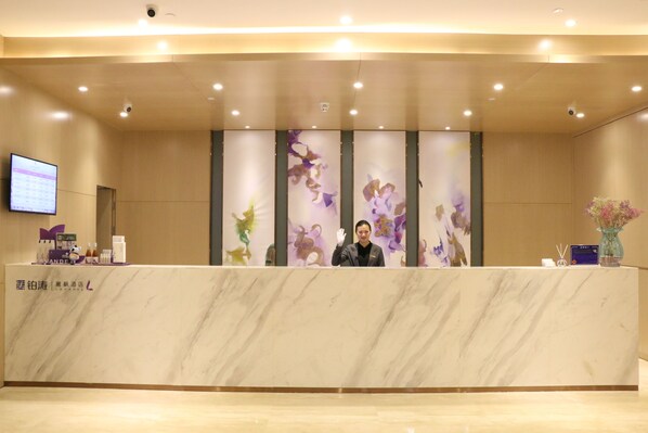 Unclassified image, 1 of 30, button - Lavande Hotel .Int'l exhibition center (Dongguan)