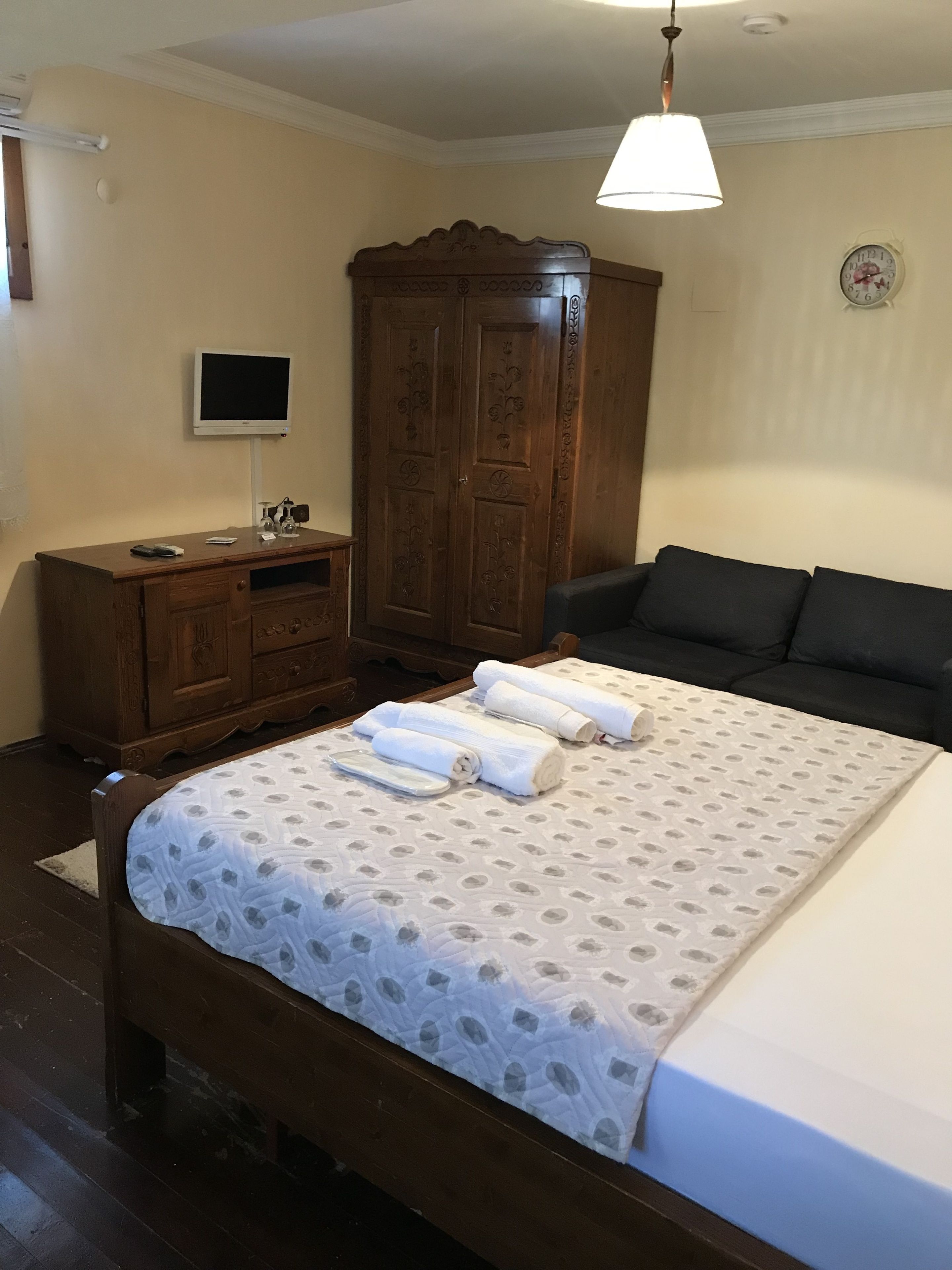 triple room | minibar, iron/ironing board, free wifi, bed sheets