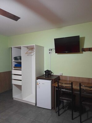 Chambre triple, vue sur la montagne | Accès au Wi-Fi (inclus)