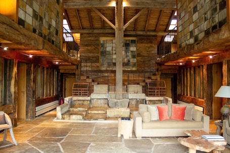 Cottage (11 Dragon) | Living area. Domaine des Etangs, Auberge Collection