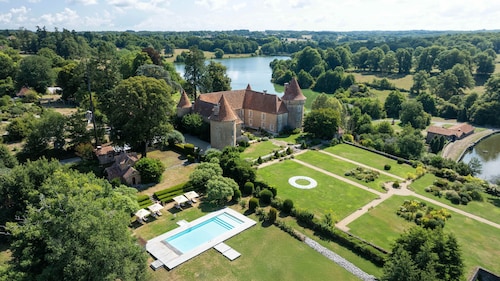 Domaine des Etangs, Auberge Collection