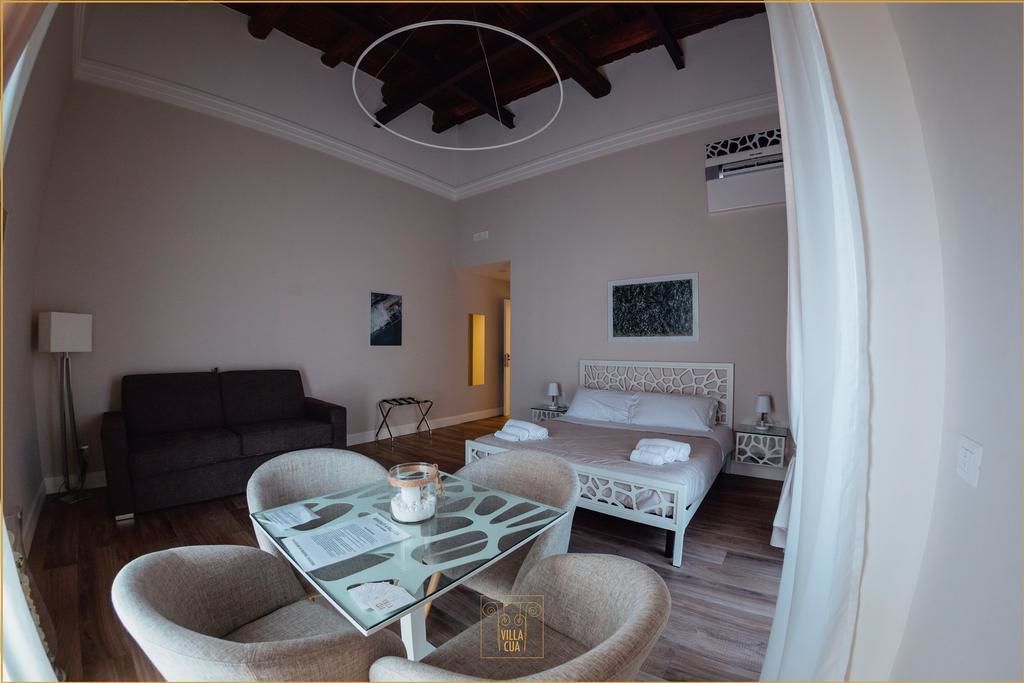 Quarto quádruplo luxo, 1 cama de casal e sofá-cama | Edredons de pluma, cofres nos quartos, individualmente decorados