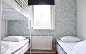 2 bedrooms, free WiFi