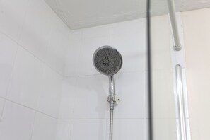 Departamento | Baño | Regadera, amenidades de baño gratuitas, secadora de cabello, toallas 