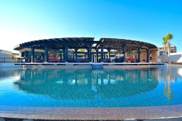 Outdoor pool, a heated pool