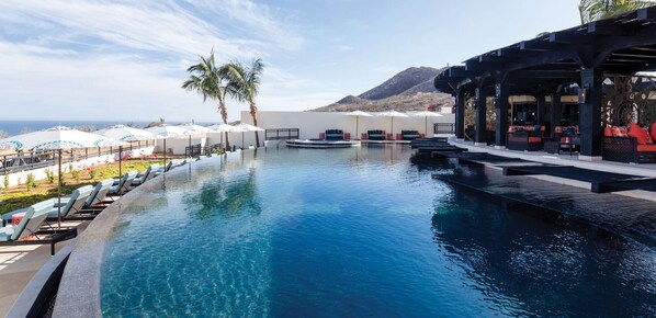 Ulkouima-allas, lämmitetty uima-allas