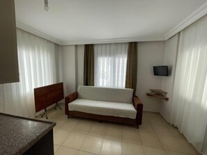 Desk, free WiFi, bed sheets - Aksay Apart Hotel (Silifke)