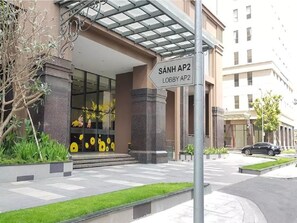 Property grounds - Rose Home (Ho Chi Minh City)