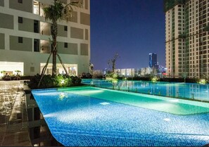 Deluxe Double Room, City View | Interior entrance