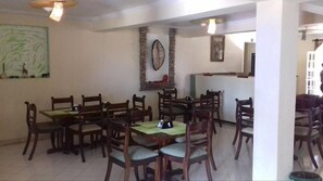 Breakfast, lunch, dinner served; local and international cuisine