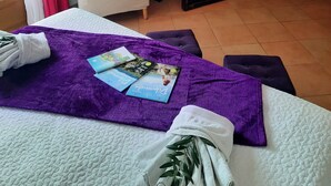 ห้องโรแมนติกดับเบิล, วิวสวน | เครื่องนอนระดับพรีเมียม, มินิบาร์, ผ้าม่านกันแสง, ห้องเก็บเสียง