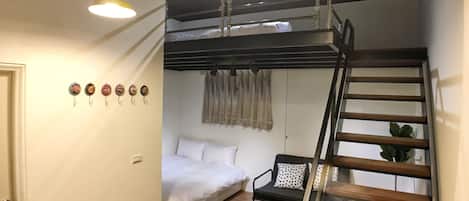 Suite Standard | Una scrivania, tende oscuranti, Wi-Fi gratuito, lenzuola