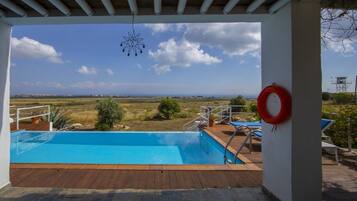 Seasonal outdoor pool, sun loungers