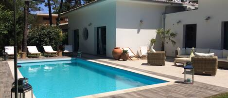 Piscine extérieure, piscine chauffée