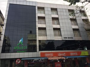 Exterior - Apollo 27 (Bengaluru)