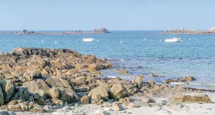 Belle maison de 2 chambres Ă Kerbors