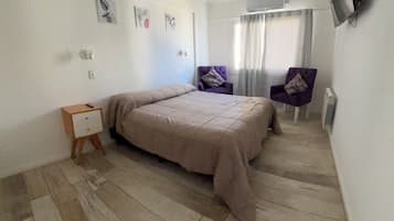 3 habitaciones, ropa de cama de alta calidad y colchones Select Comfort