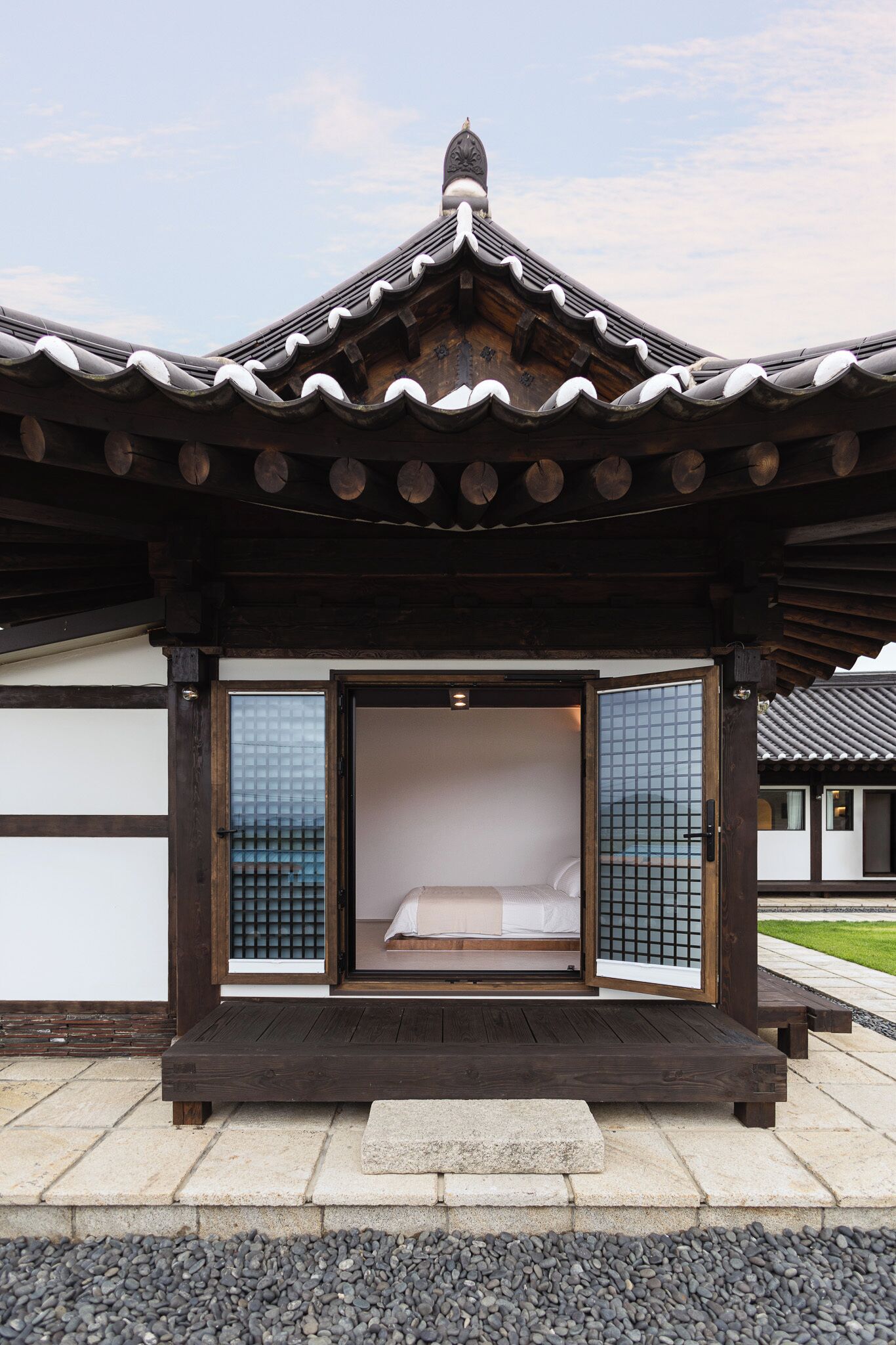 Deluxe Double Room, Patio, Mountain View | Premium bedding, pillow-top beds, free WiFi