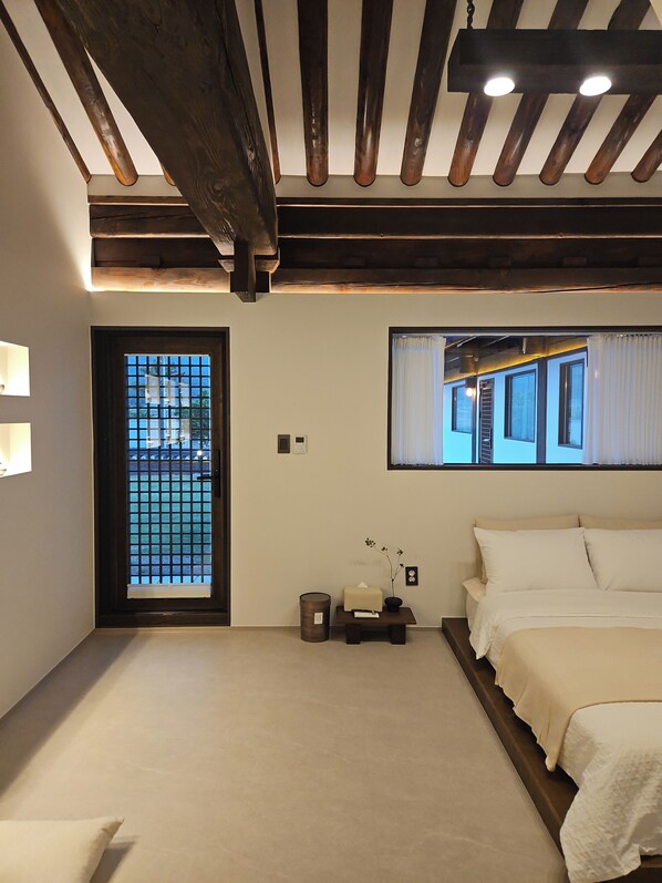 Double Room | Free WiFi