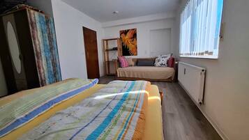 2 Schlafzimmer, kostenloses WLAN, Bettwäsche