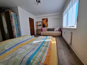 2 bedrooms, free WiFi, bed sheets