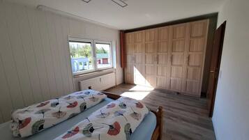 2 Schlafzimmer, kostenloses WLAN, BettwÀsche