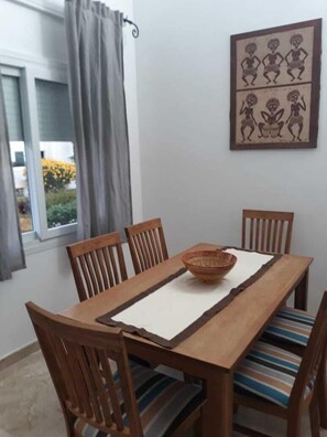 In-room dining - Charme Duplex (Moulay Abdallah)