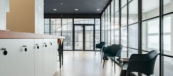 Feelathome Waldorf Suites Apartments