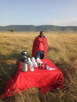 Free daily continental breakfast - Masai Adventure Camp (Maasai Mara)