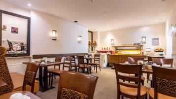 Daily buffet breakfast (EUR 18 per person)