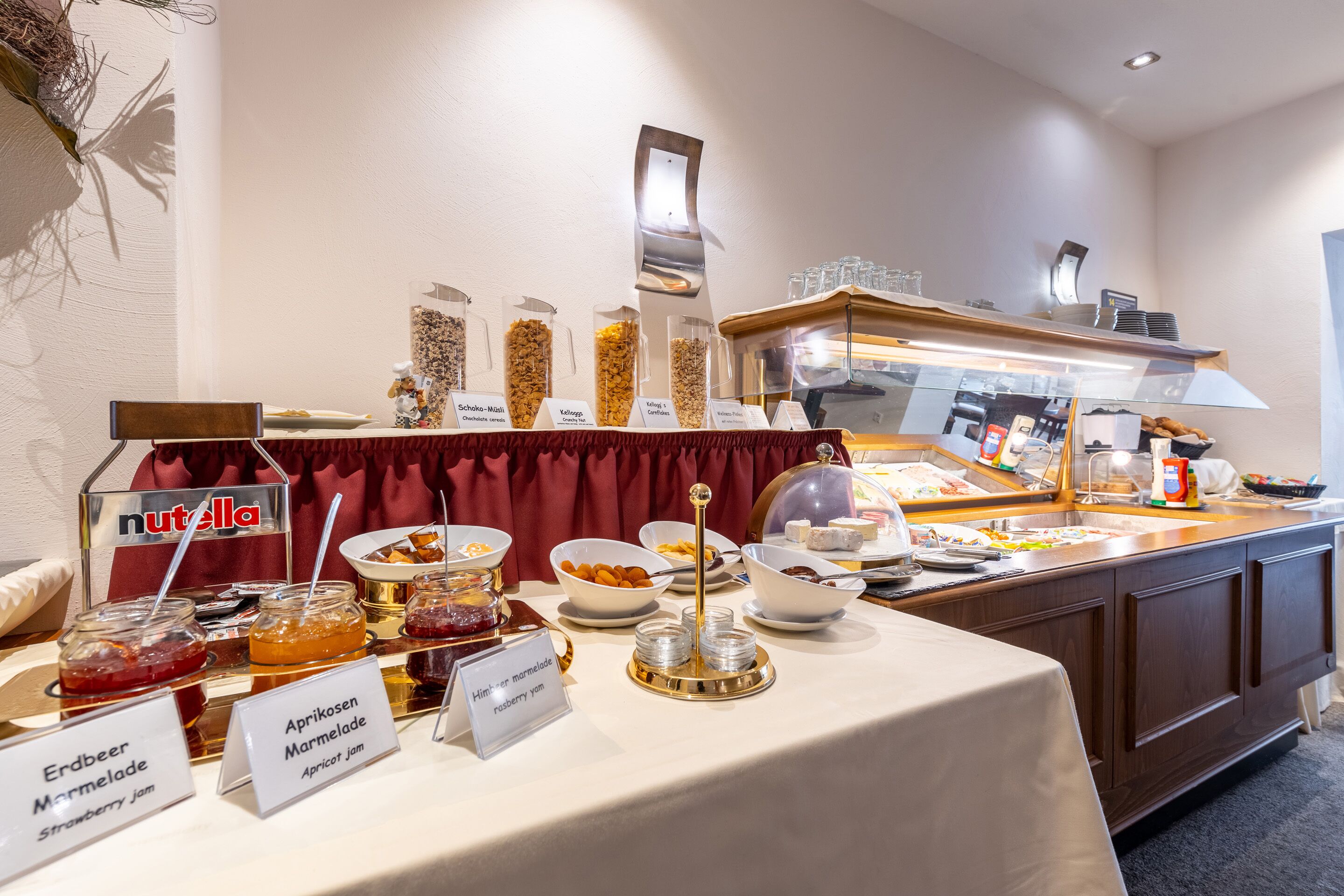 daily buffet breakfast (eur 15 per person)