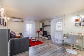 Apartment, 1 Bedroom | Living room - Fiorello Apartment (Rijeka)