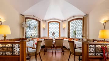 Daily buffet breakfast (EUR 18 per person)