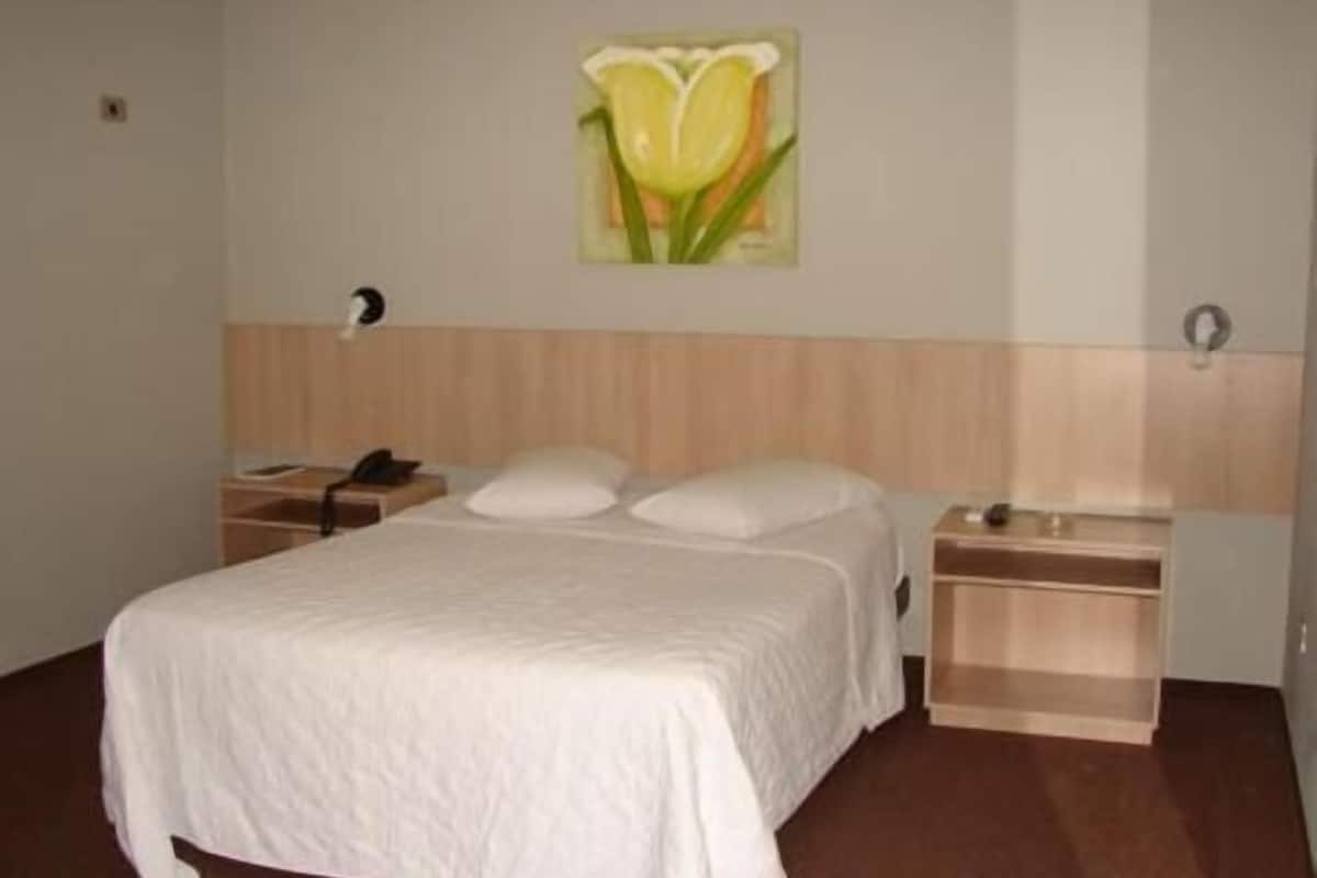 1 bedroom, minibar, desk, blackout curtains