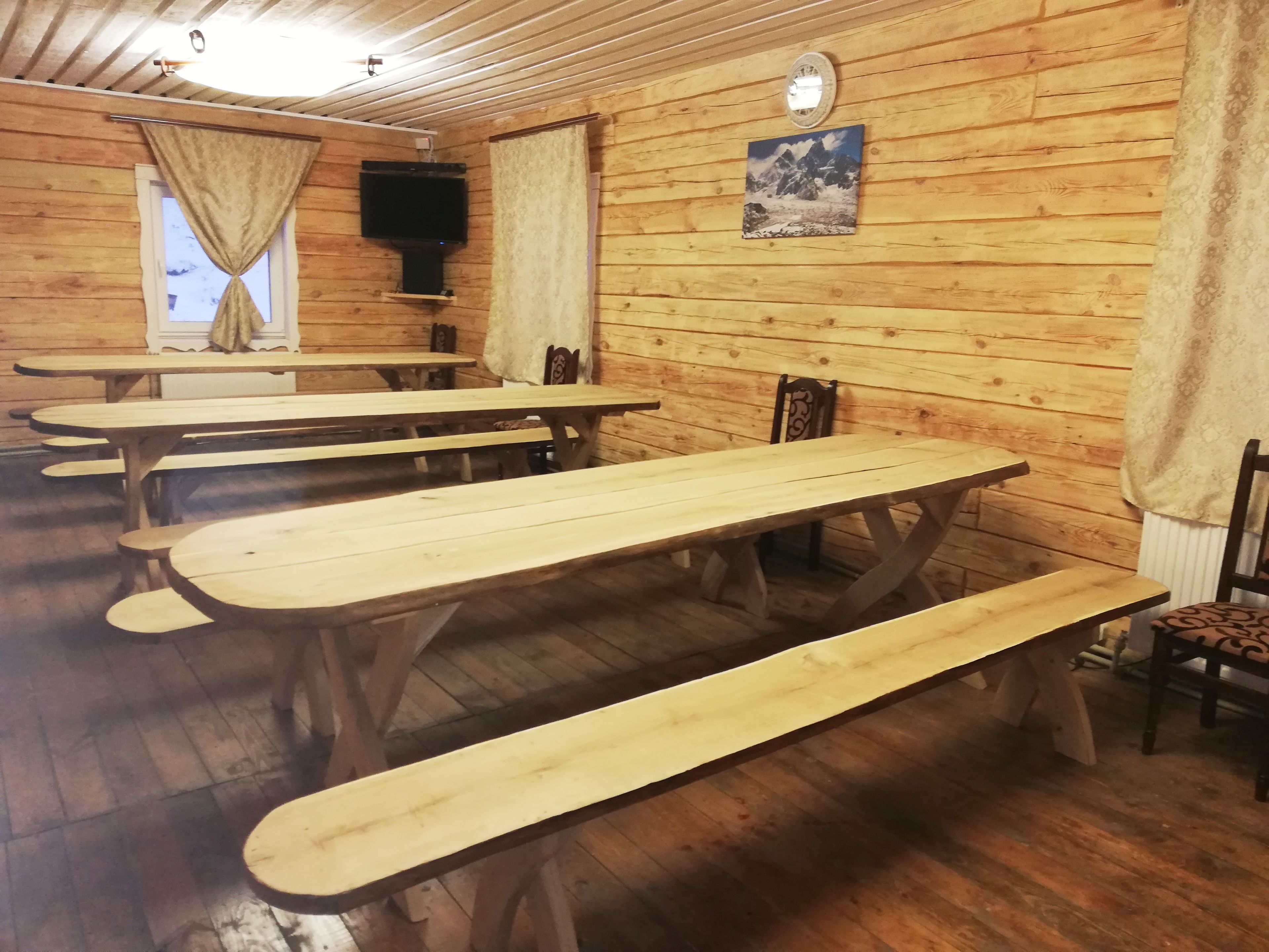 Daily buffet breakfast for a fee