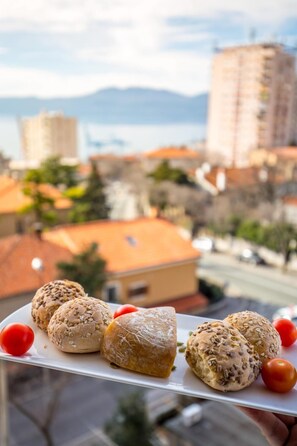 Balcony - Apartment Consensus (Rijeka)