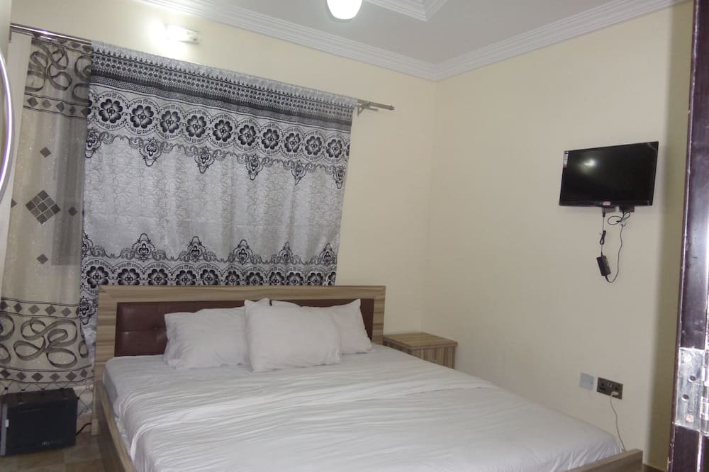 De Maria Inn Apartment