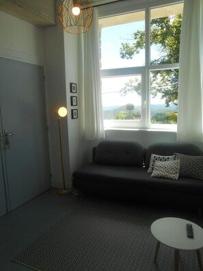 Comfort Suite, Garden View (La Vie en Rose) | Room amenity