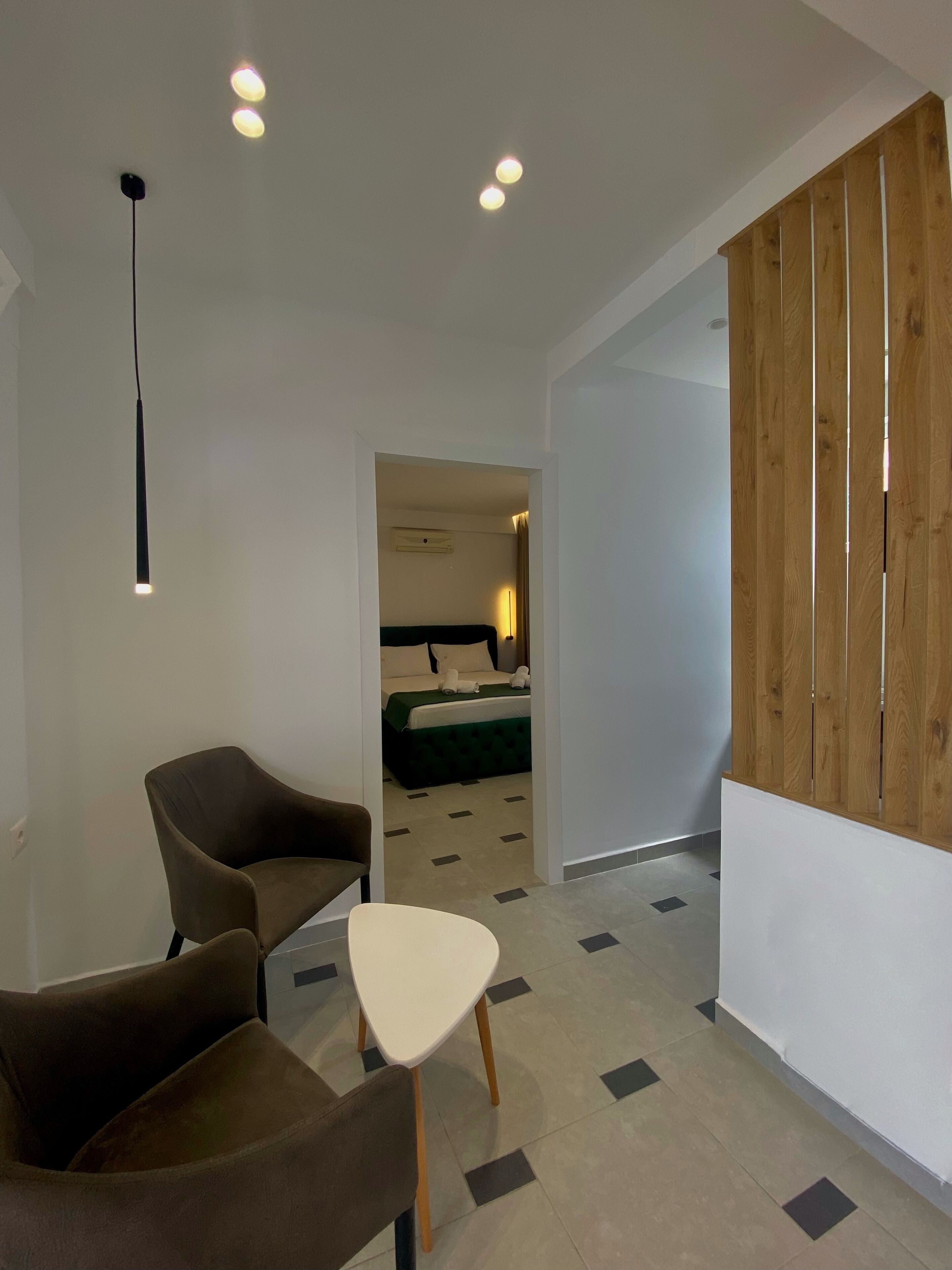 Foto - Qeparo Napolon Complex