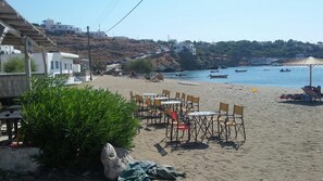 Chaise longue, serviettes de plage